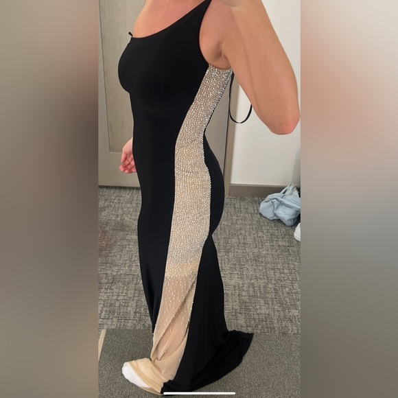 XSCAPE size 4 black/nude rhinestoned formal dress - Picture 4 of 5